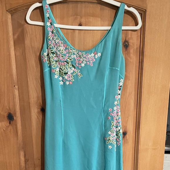 Vintage Vera Wang Embroidered Gown - Picture 2 of 10